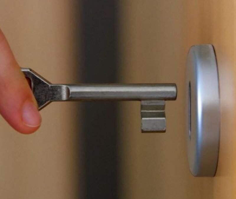 Seguridad en viviendas de Barcelona: errores comunes que facilitan robos sin que lo sepas